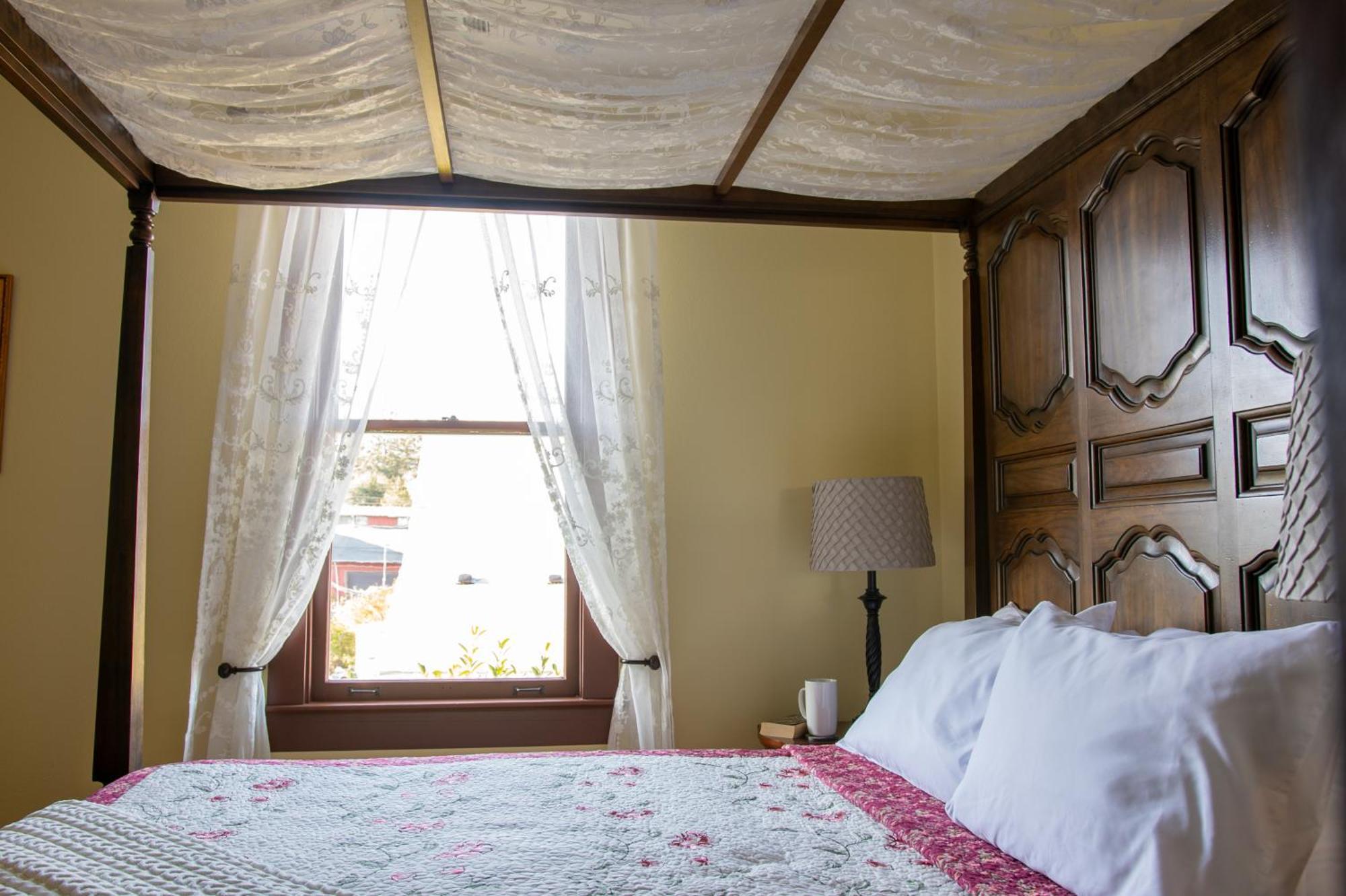 The Pearl Inn Bed And Breakfast Ilwaco Exterior foto